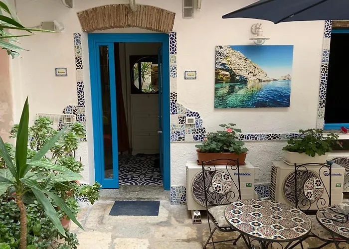 Hotel Cortile Azzurro Trapani